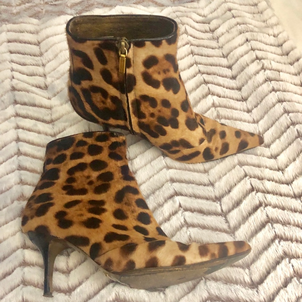 D&G leopard booties